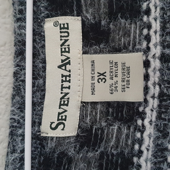Seventh Ave 3X Womans Cardigan Long Gray and white Acrylic Nylon Blend - Picture 2 of 5